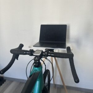 Rennradtrainer Tisch